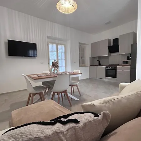 Lantana's House * Tertenia