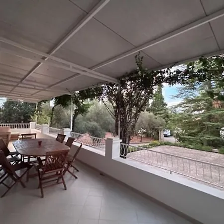 Dom wakacyjny Lantana's House