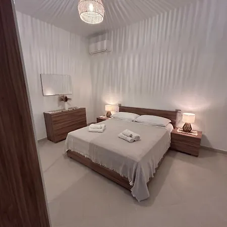 Prázdninový dům Lantana's House Tertenìa